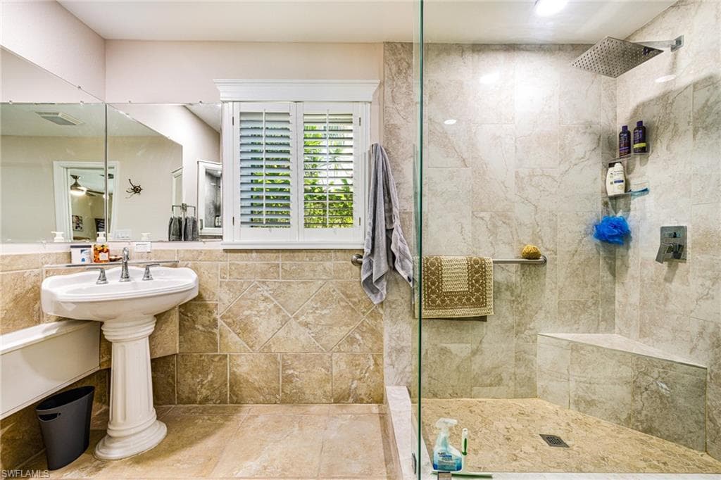 14544 Riverside DR, FORT MYERS FL 33905-27