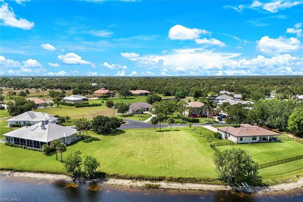 16620 Willow Point CT, ALVA FL 33920-11