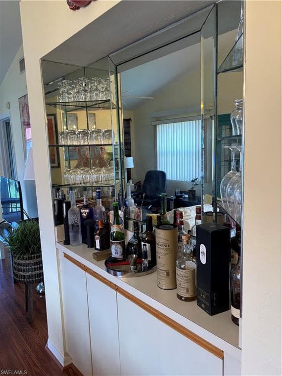 4983 Pepper CIR # 201, NAPLES FL 34113-5