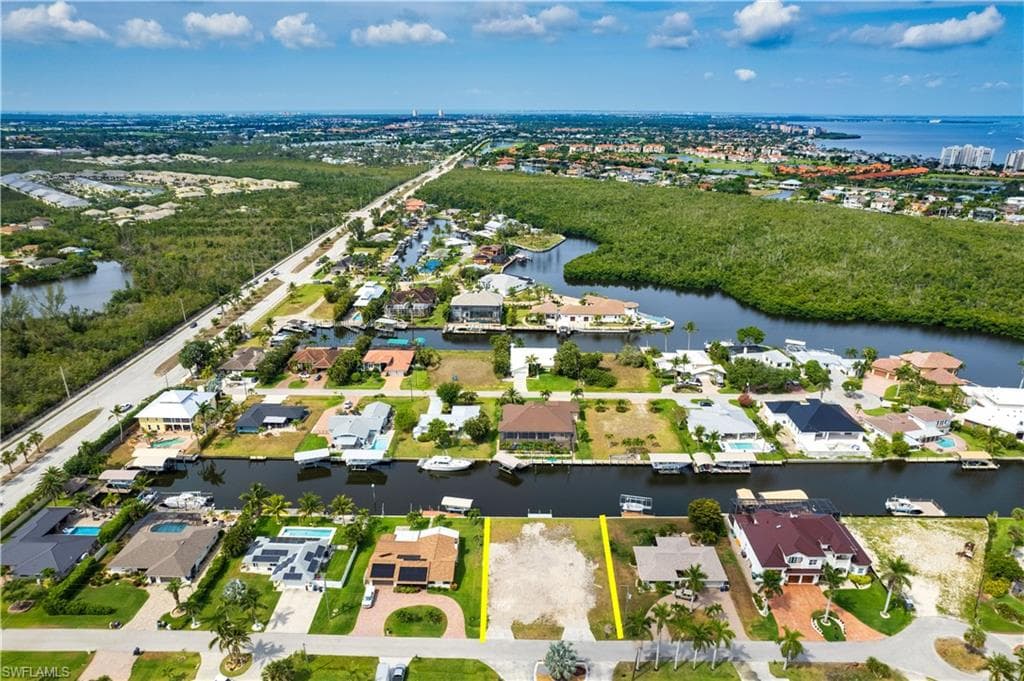 122 Placid DR, FORT MYERS FL 33919-15