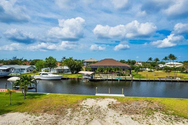 122 Placid DR, FORT MYERS FL 33919-2