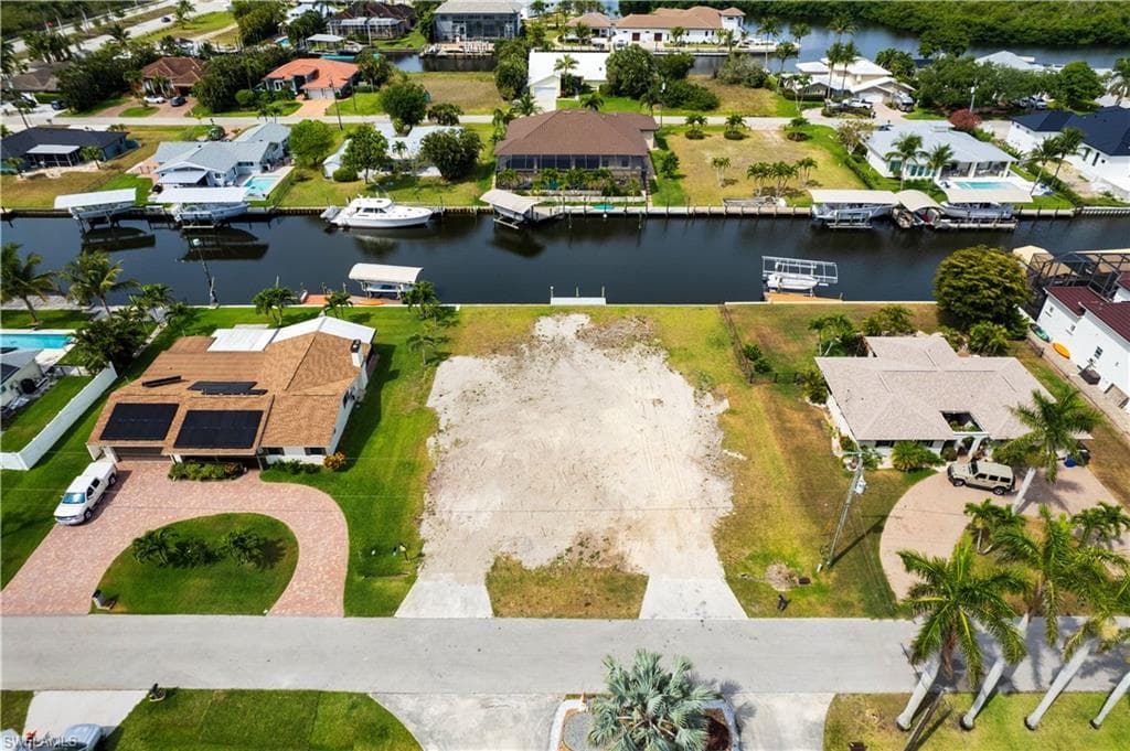 122 Placid DR, FORT MYERS FL 33919-9