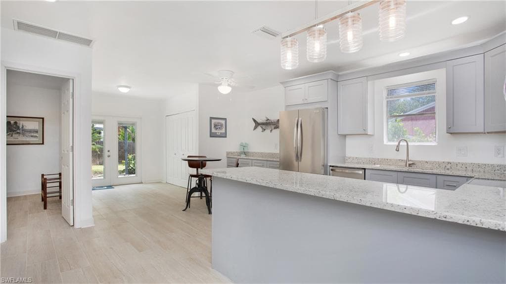 767 Glendale AVE, NAPLES FL 34110-4