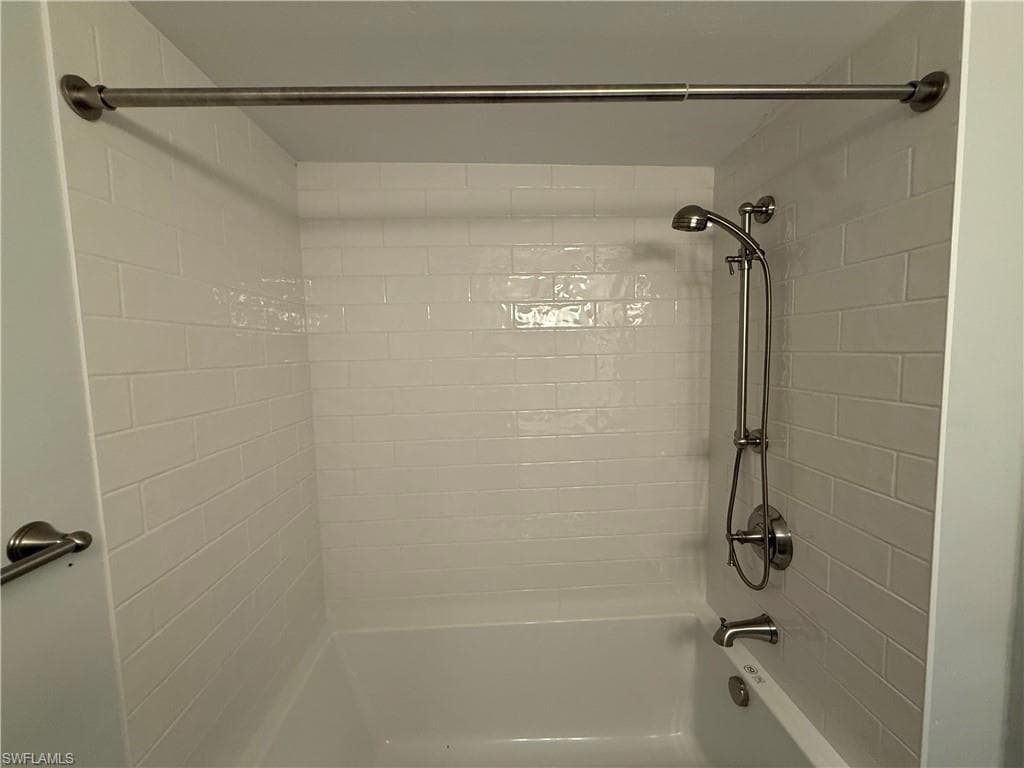 1523 Chesapeake AVE # B4, NAPLES FL 34102-13