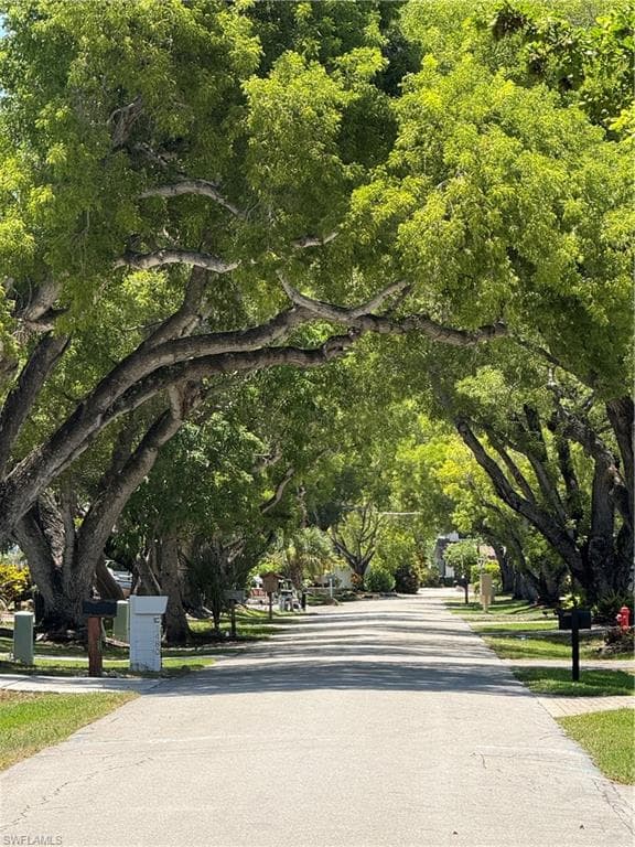 1523 Chesapeake AVE # B4, NAPLES FL 34102-39