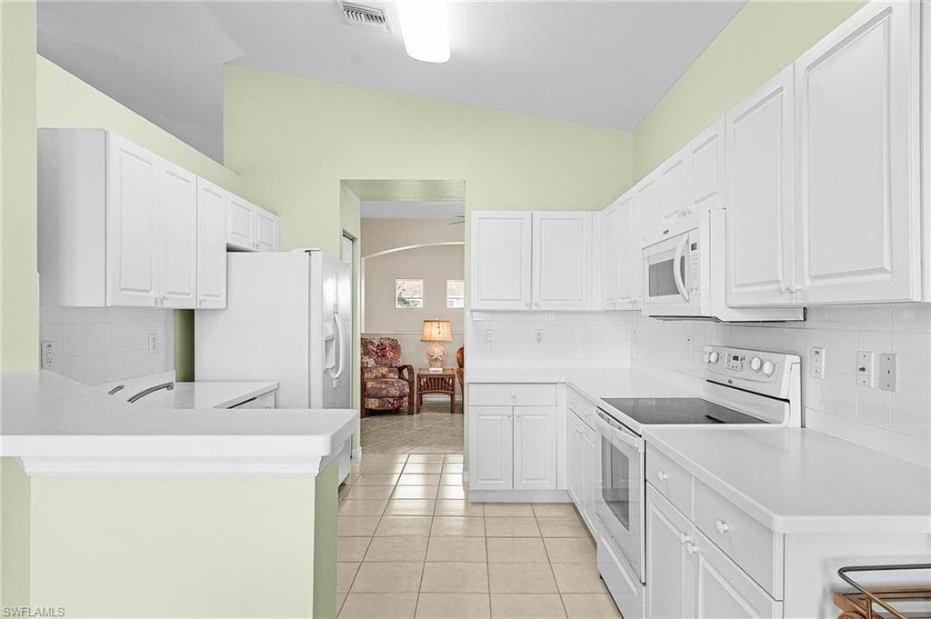 11801 Bayport LN # 104, FORT MYERS FL 33908-15