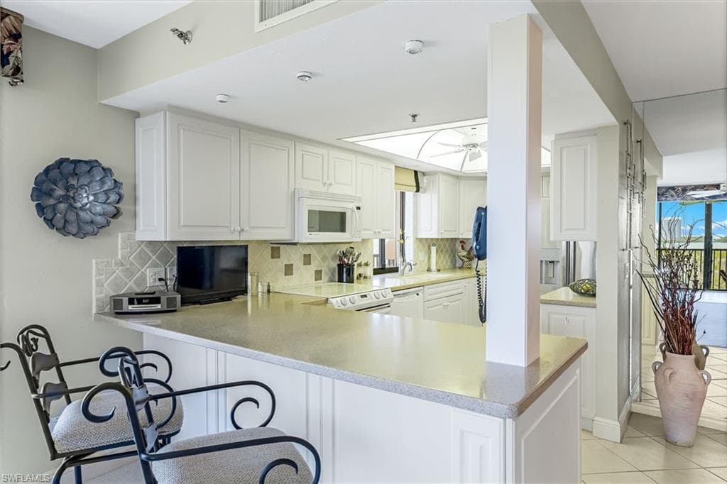 26235 Hickory BLVD # 7B, BONITA SPRINGS FL 34134-8