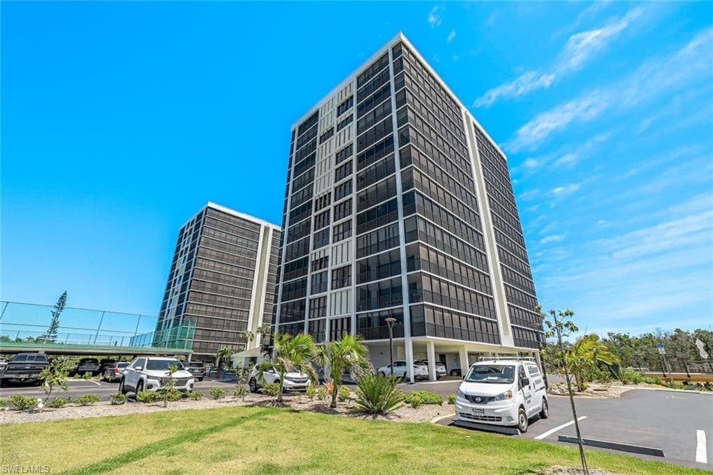 26235 Hickory BLVD # 7B, BONITA SPRINGS FL 34134-3