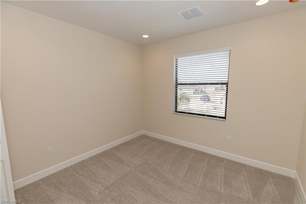 3384 Meloy DR, FORT MYERS FL 33905-25