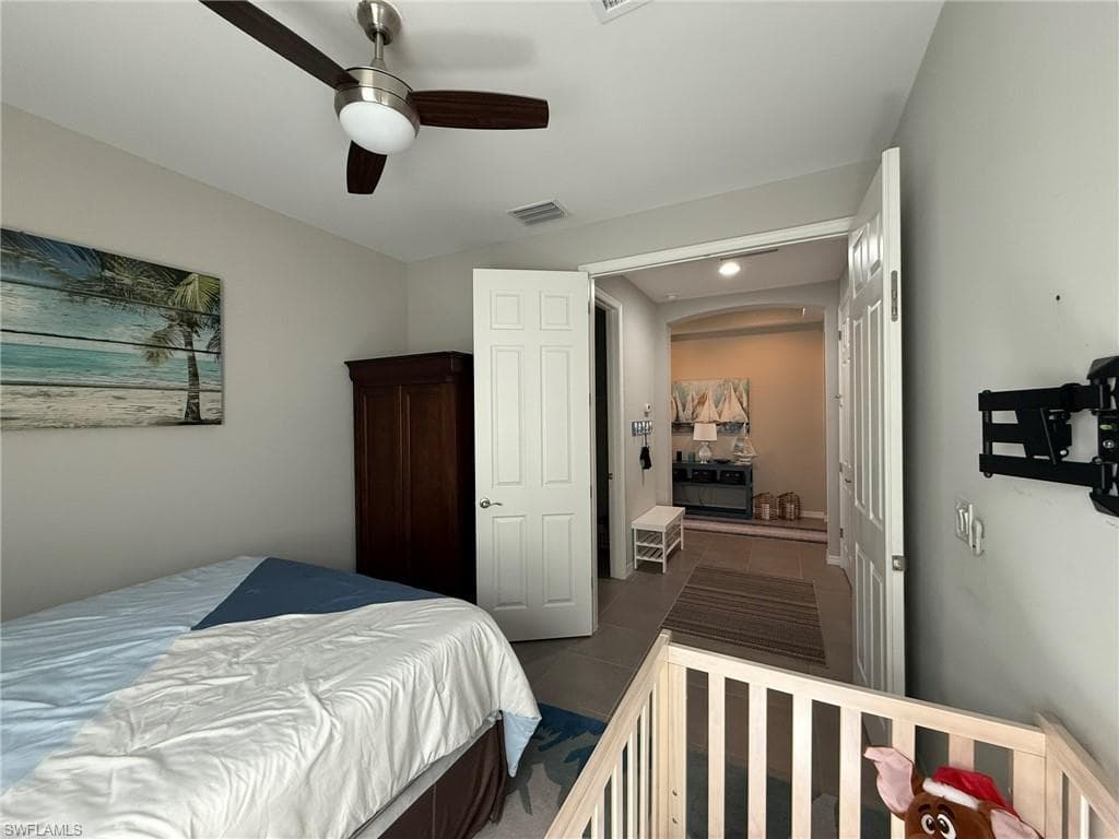 3916 King Edwards ST, FORT MYERS FL 33916-21