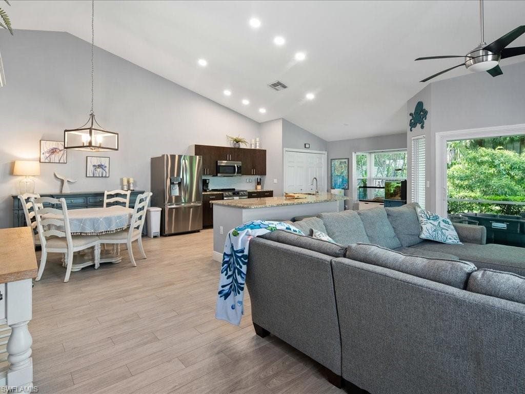 1429 Monarch CIR, NAPLES FL 34116-2