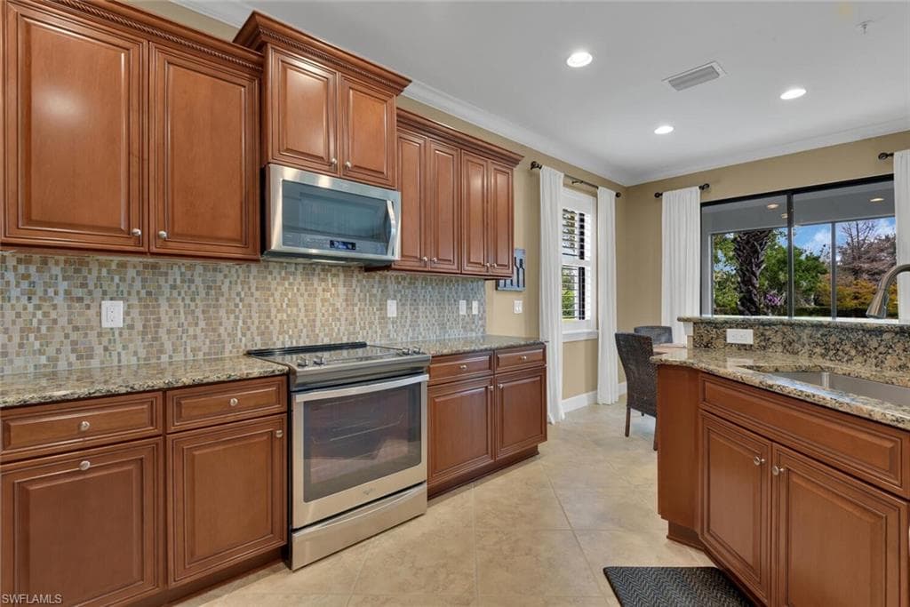 12009 Covent Garden CT # 3004, NAPLES FL 34120-7