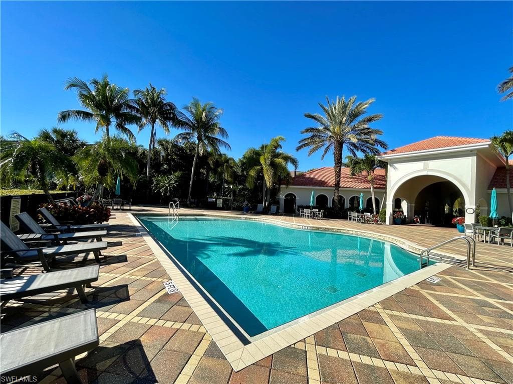 12823 Carrington CIR # 102, NAPLES FL 34105-34