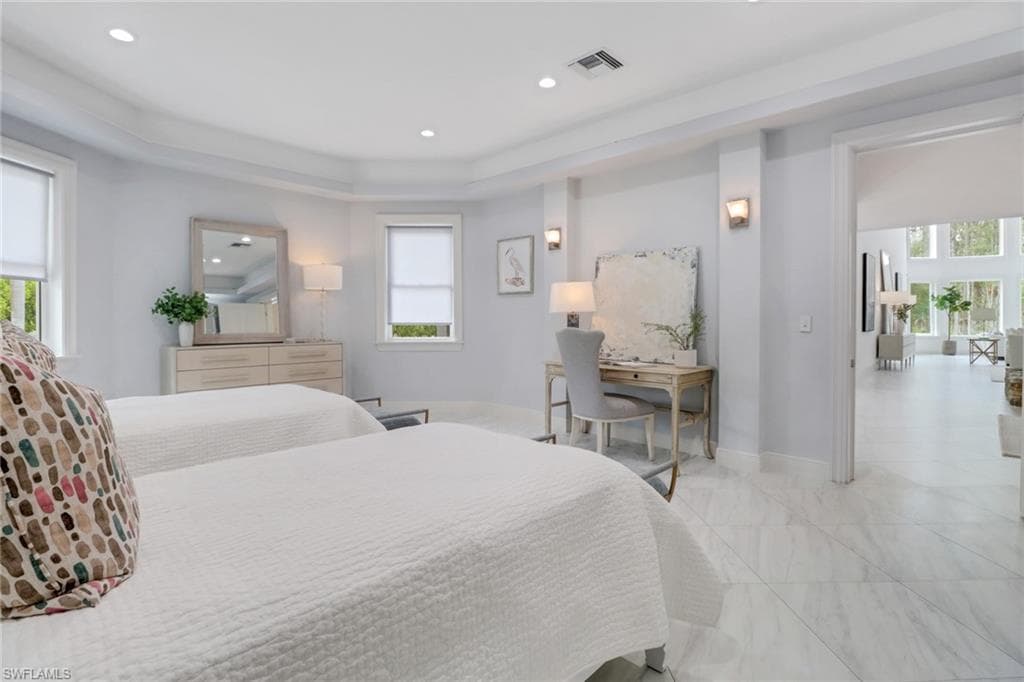 19640 Burgundy Farms RD, ESTERO FL 33928-16