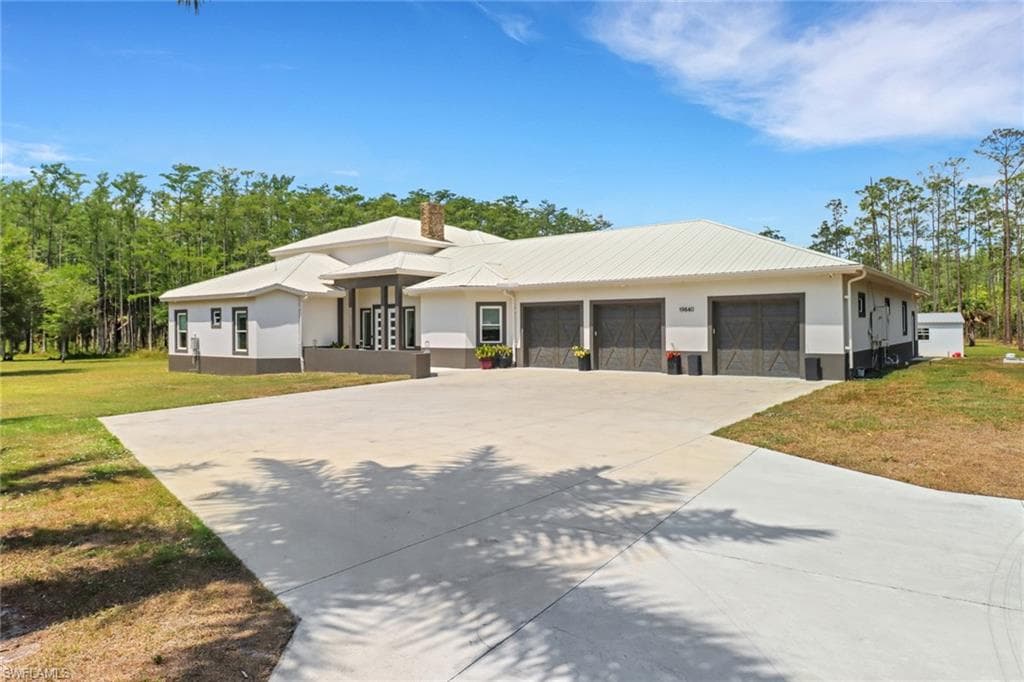 19640 Burgundy Farms RD, ESTERO FL 33928-46