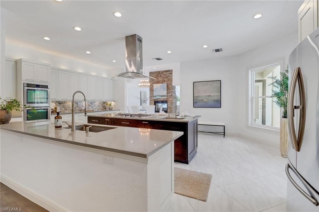 19640 Burgundy Farms RD, ESTERO FL 33928-11