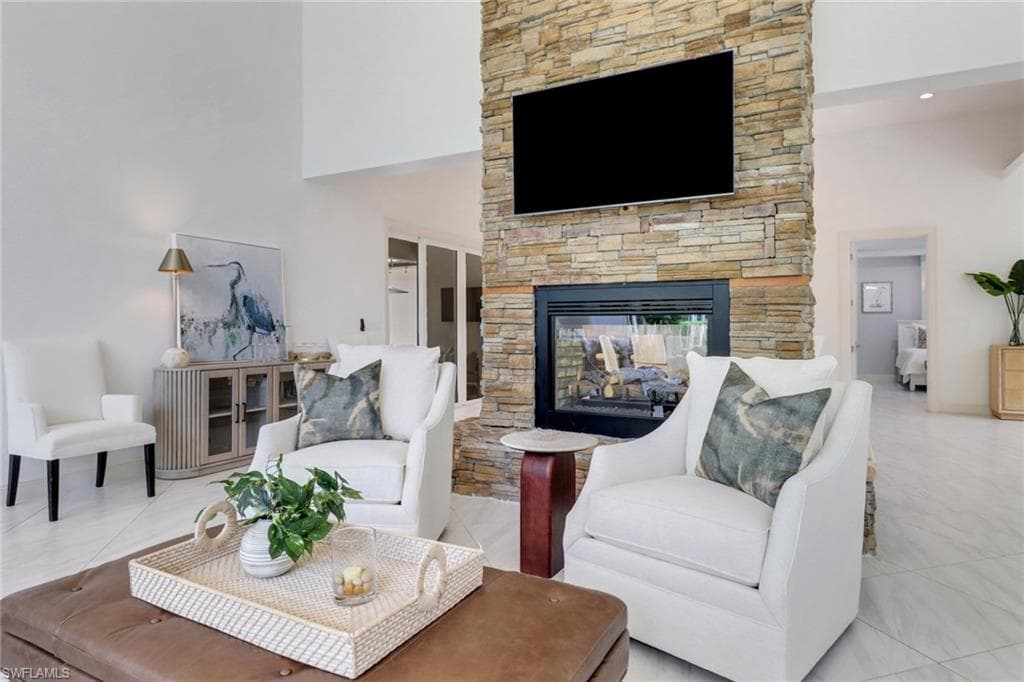 19640 Burgundy Farms RD, ESTERO FL 33928-3