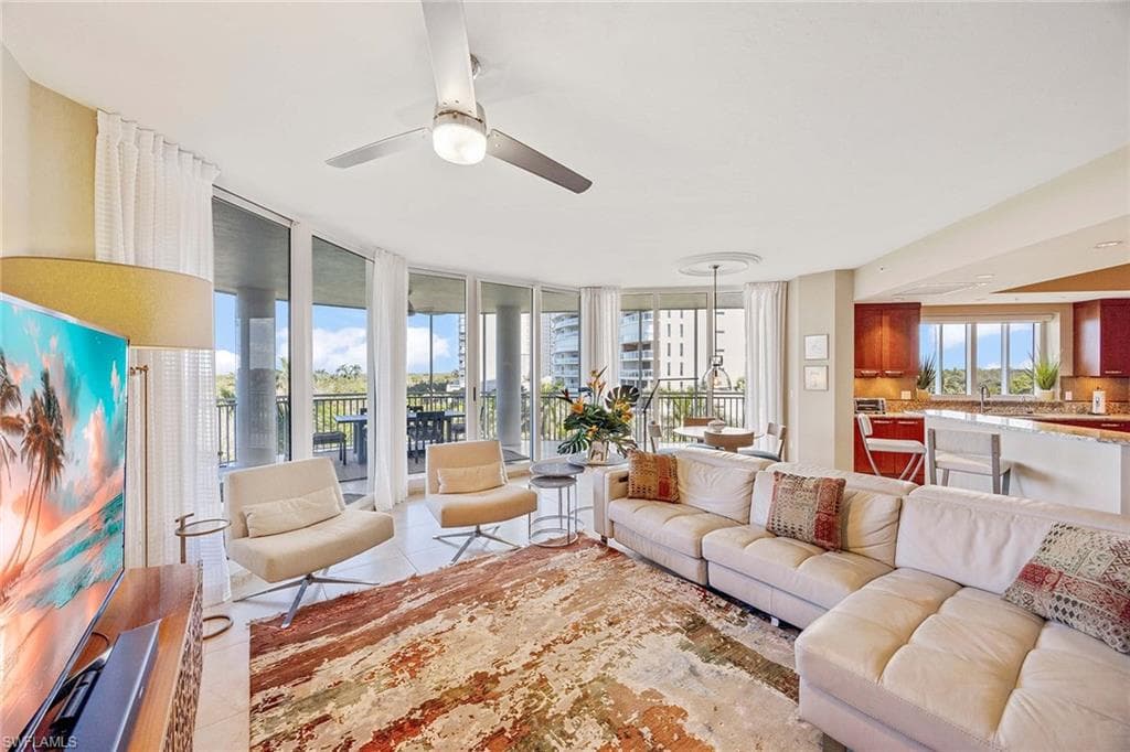 13675 Vanderbilt DR # 510, NAPLES FL 34110-6