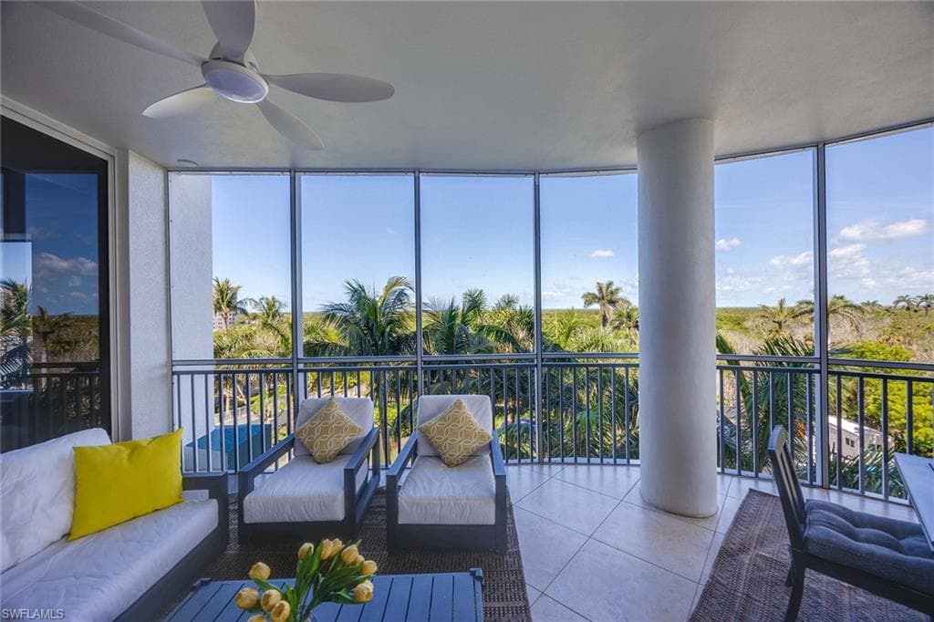 13675 Vanderbilt DR # 510, NAPLES FL 34110-34