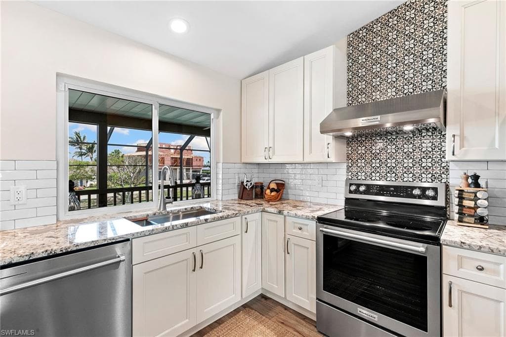 21531 Madera RD, FORT MYERS BEACH FL 33931-9