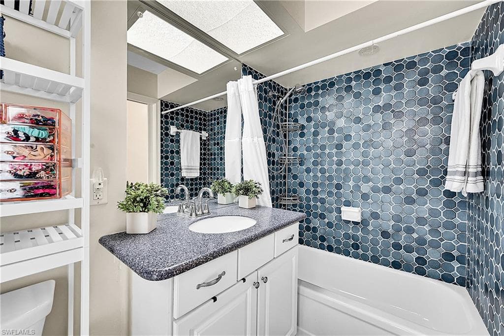 2133 NE 63rd CT, FORT LAUDERDALE FL 33308-28