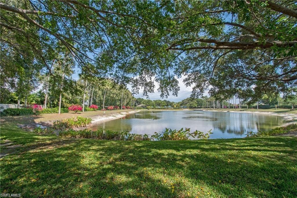 6680 Ilex CIR # A, NAPLES FL 34109-27