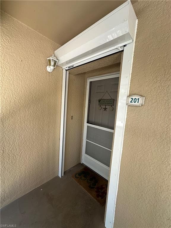 138 Pebble Shores DR # 8, NAPLES FL 34110-5