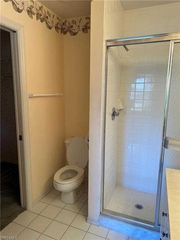 138 Pebble Shores DR # 8, NAPLES FL 34110-13