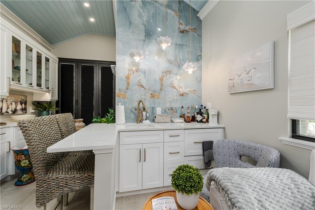 13613 Snapper LN, NAPLES FL 34114-11
