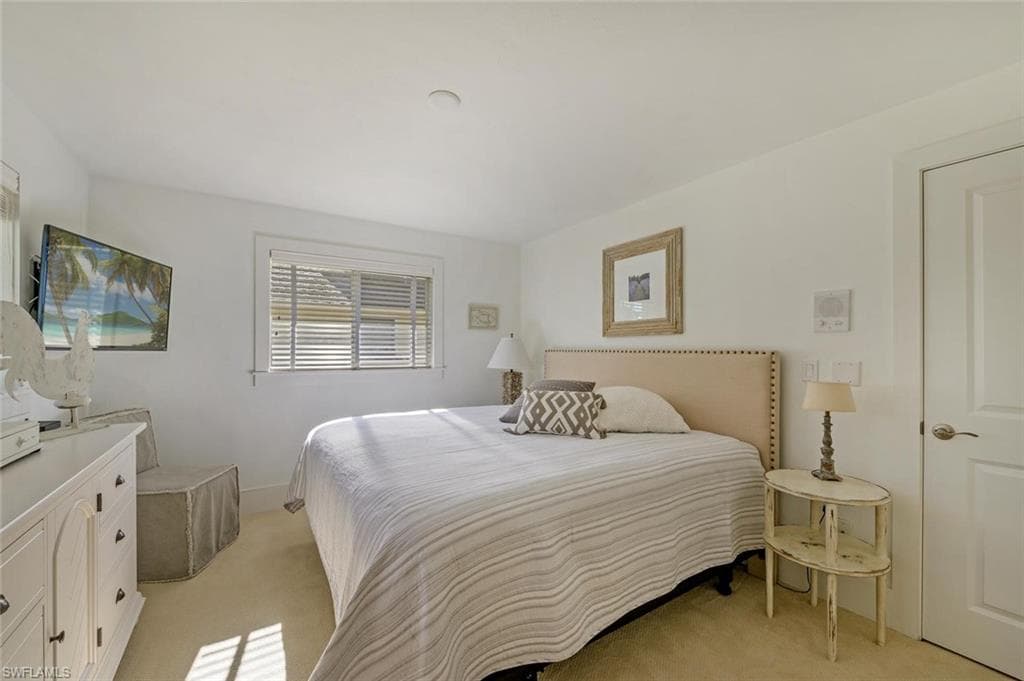 239 Torrey Pines PT, NAPLES FL 34113-34