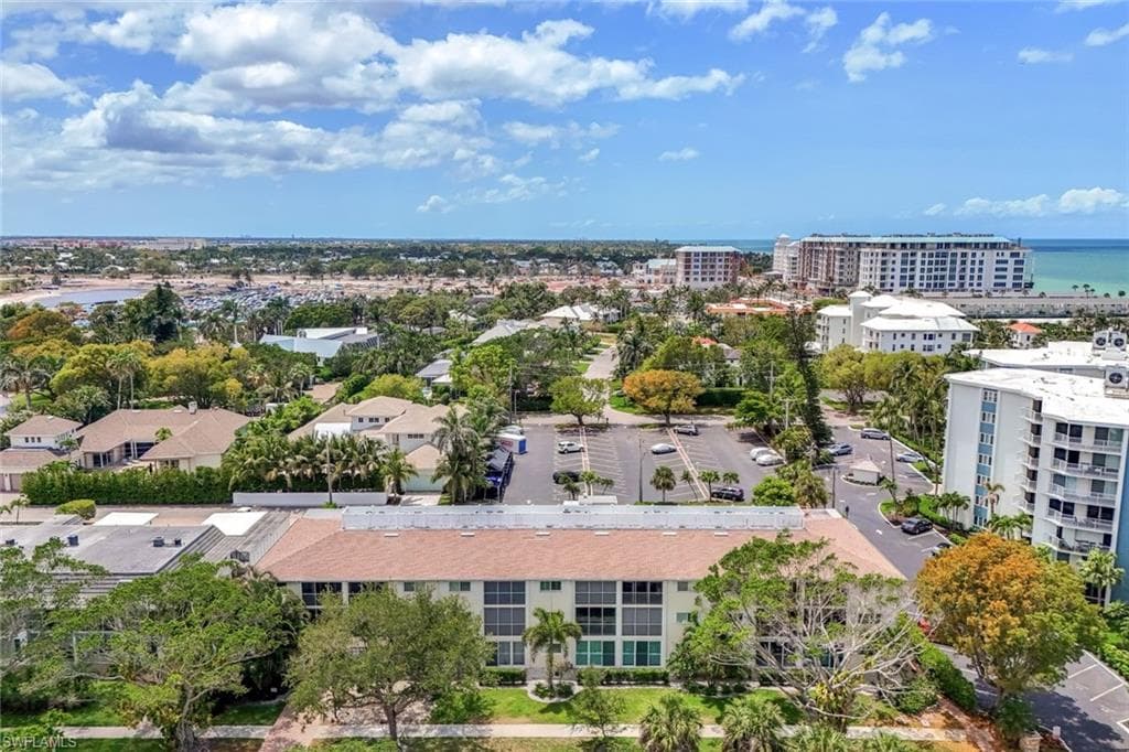 232 Banyan BLVD 232-27