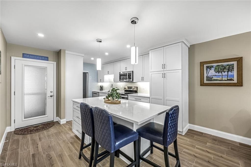 232 Banyan BLVD 232-4