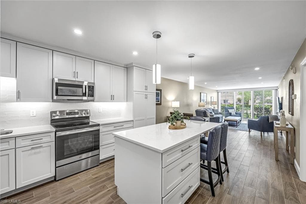 232 Banyan BLVD 232-3