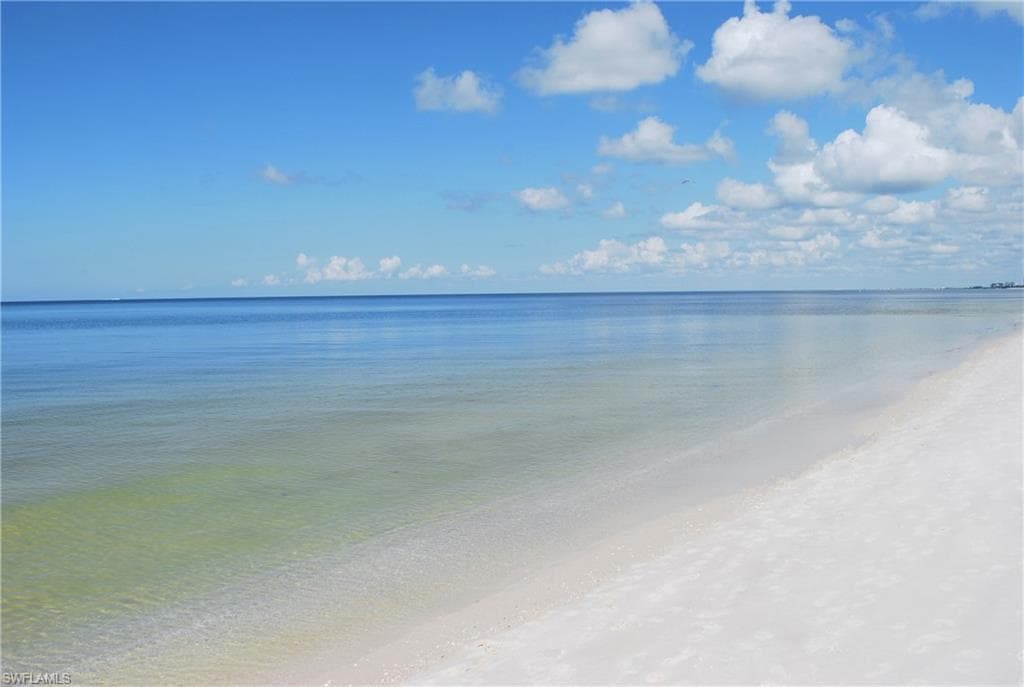 10620 Copper Lake DR, ESTERO FL 34135-44