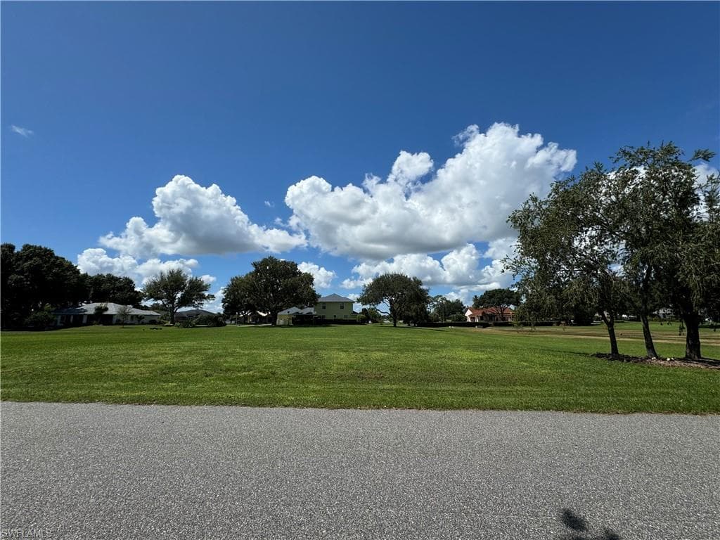 13 Meadowlake CIR S, LAKE PLACID FL 33852-1