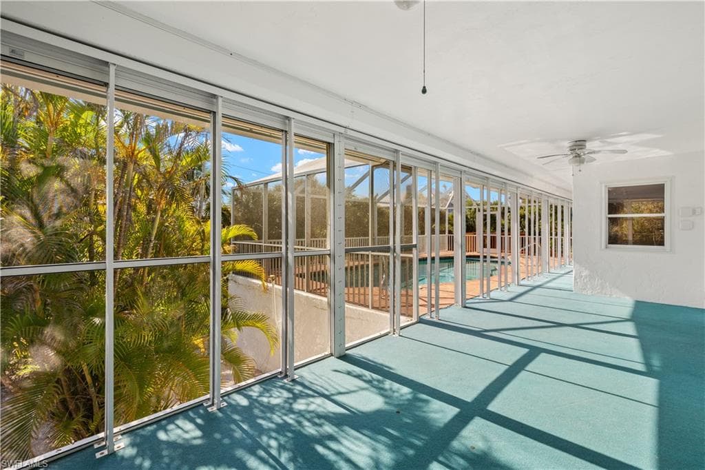 548 Chert CT, SANIBEL FL 33957-27