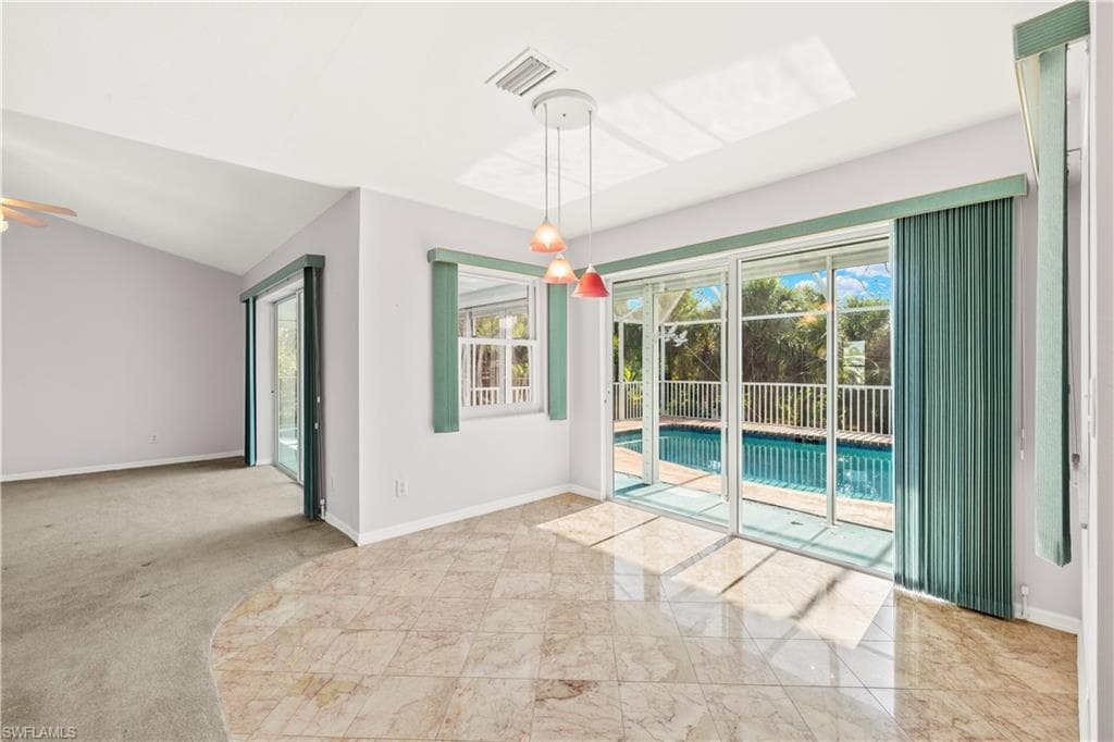 548 Chert CT, SANIBEL FL 33957-14