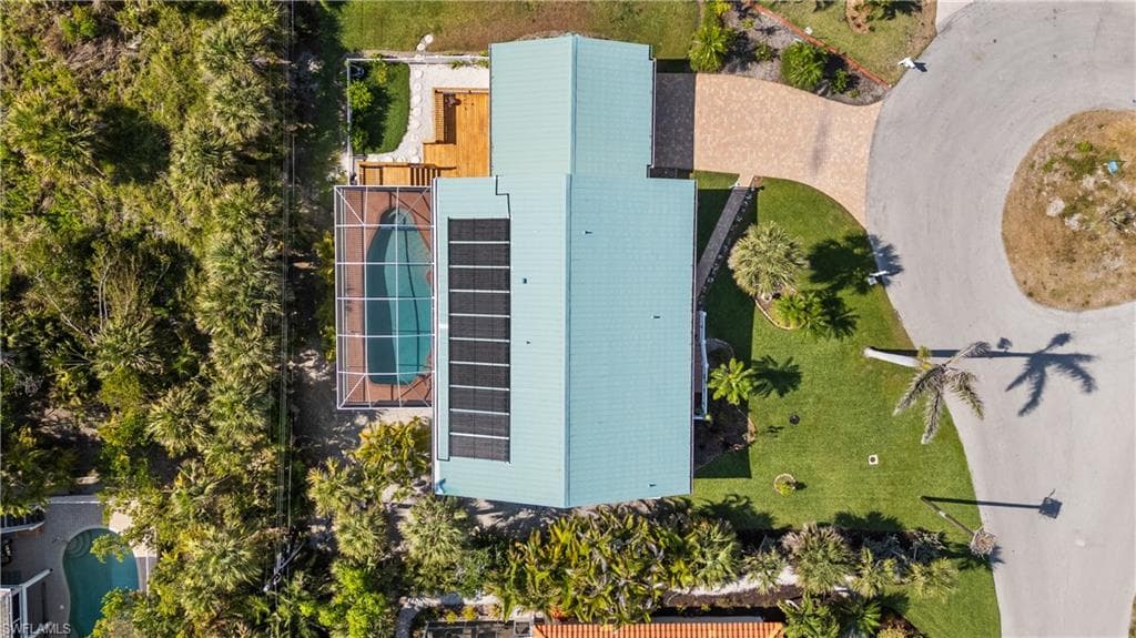 548 Chert CT, SANIBEL FL 33957-38