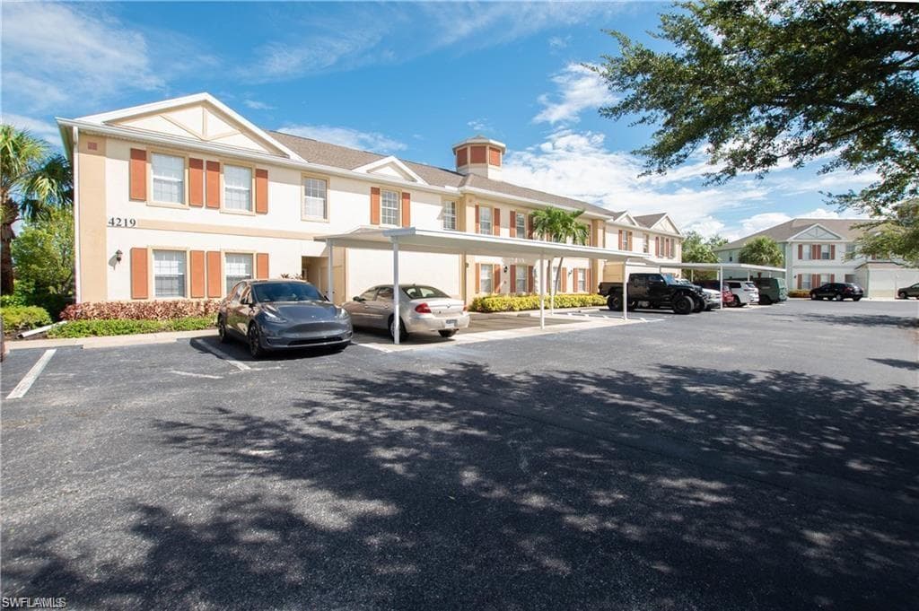 4219 Liron AVE # 203, FORT MYERS FL 33916-1