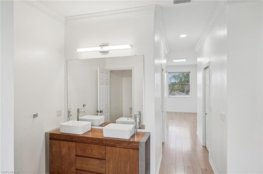 5541 Harborage DR, FORT MYERS FL 33908-42