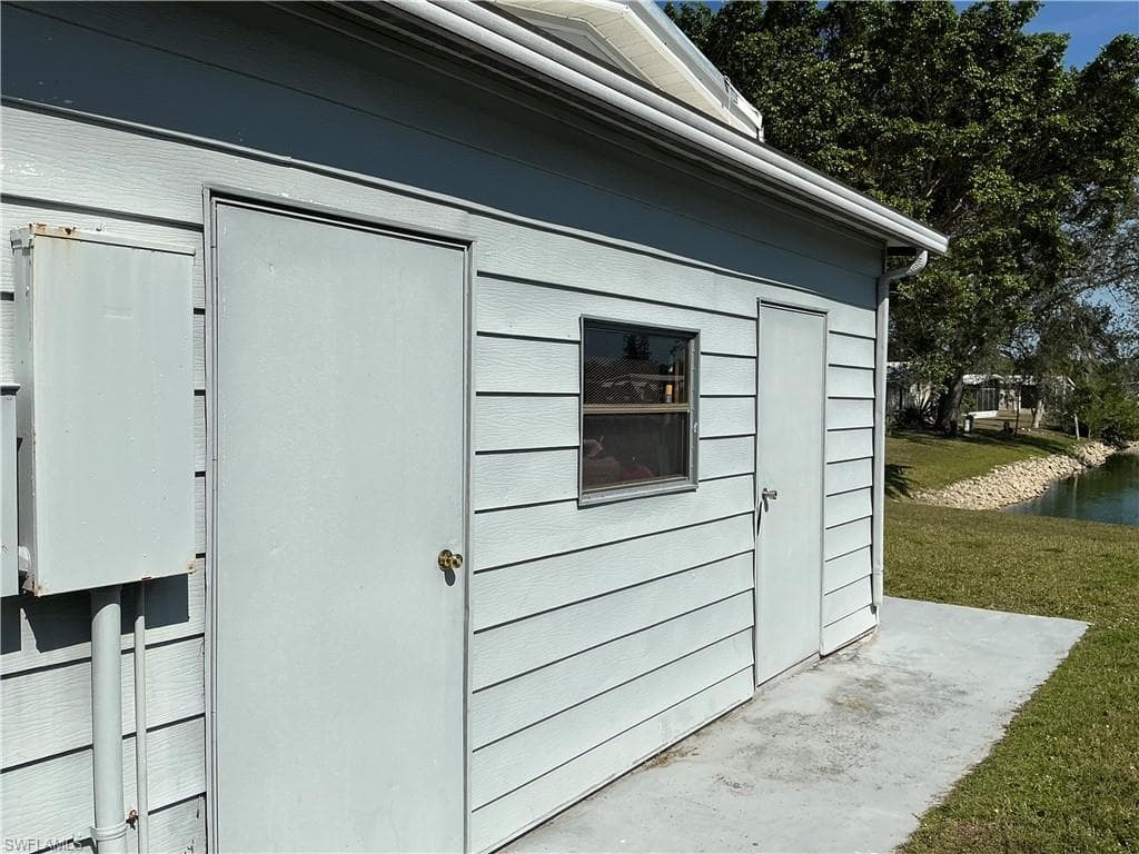 237 Eagle RD # 237, NAPLES FL 34114-5