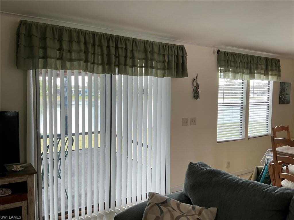 237 Eagle RD # 237, NAPLES FL 34114-11