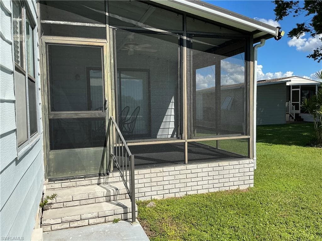 237 Eagle RD # 237, NAPLES FL 34114-8