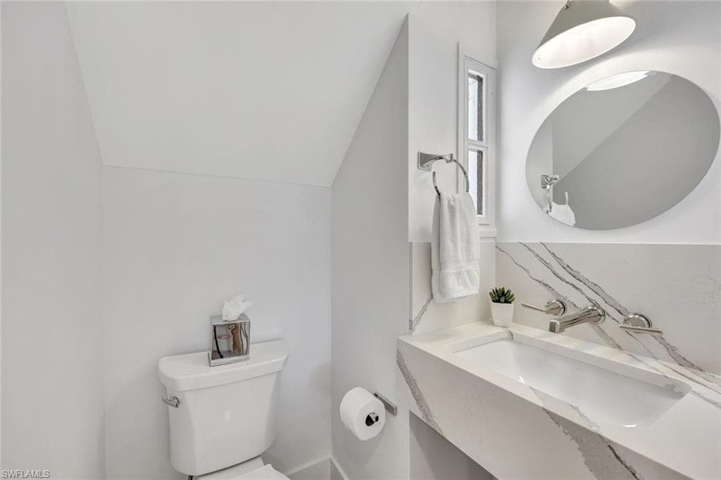 1500 Pelican AVE, NAPLES FL 34102-30