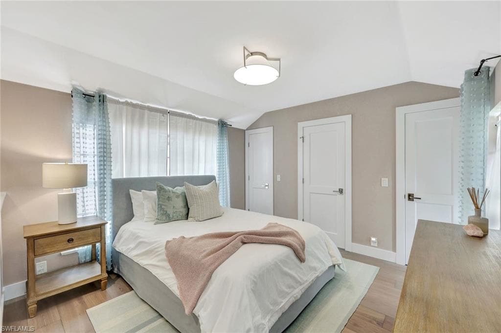 1500 Pelican AVE, NAPLES FL 34102-28