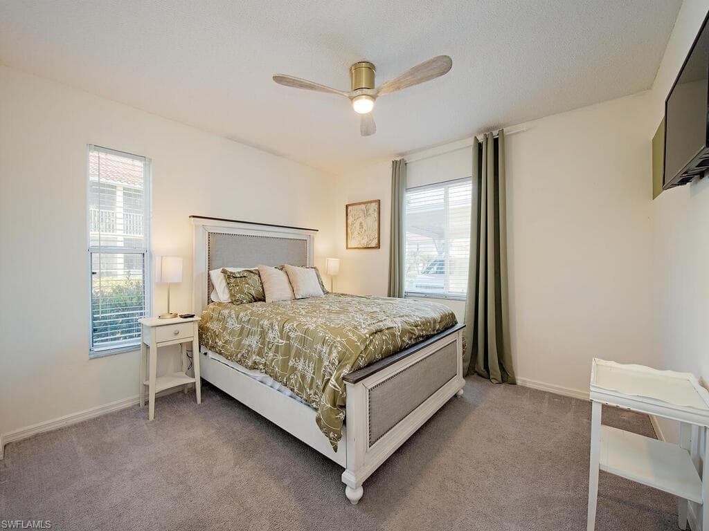 208 Furse Lakes CIR # D6, NAPLES FL 34104-4