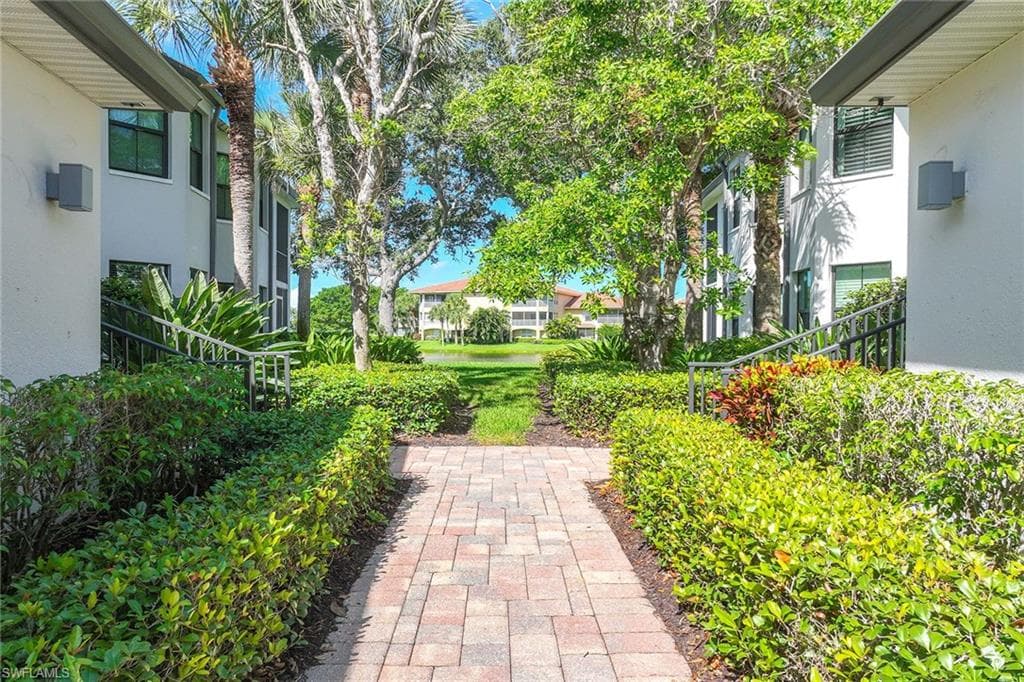 2432 Ravenna BLVD # 201, NAPLES FL 34109-5
