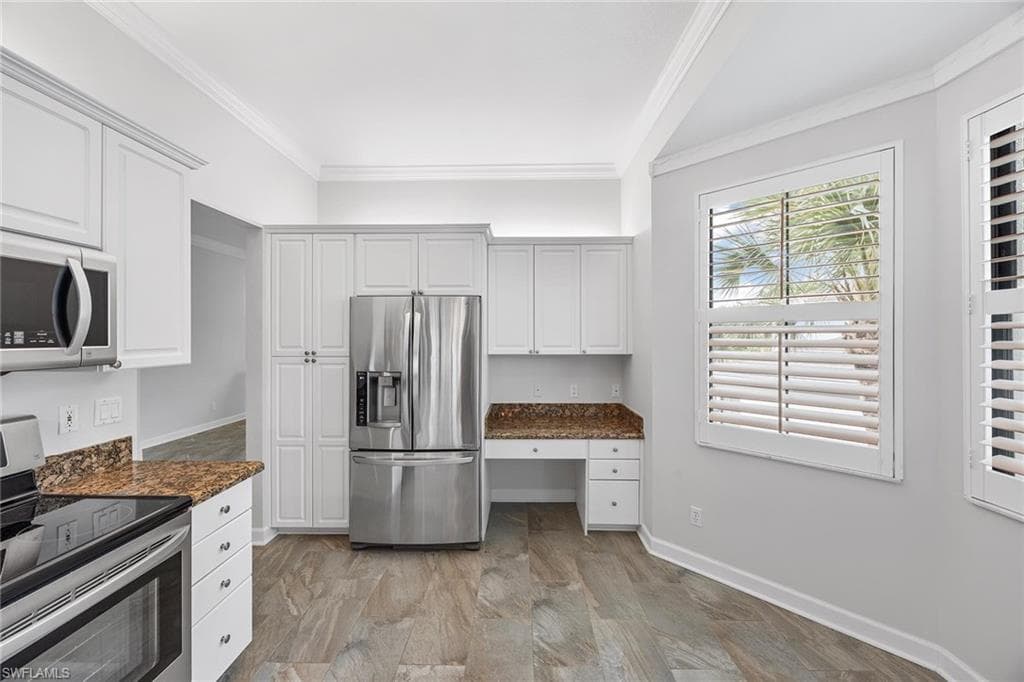 2432 Ravenna BLVD # 201, NAPLES FL 34109-16