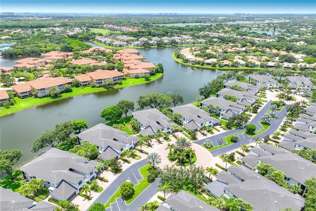 2432 Ravenna BLVD # 201, NAPLES FL 34109-4