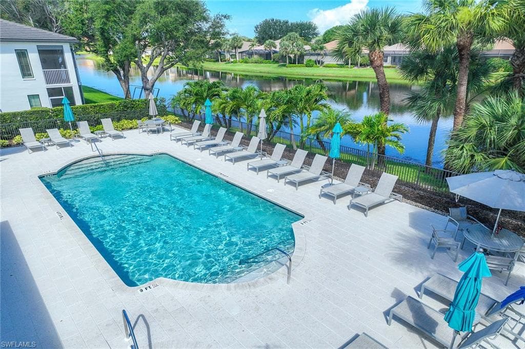 2432 Ravenna BLVD # 201, NAPLES FL 34109-39